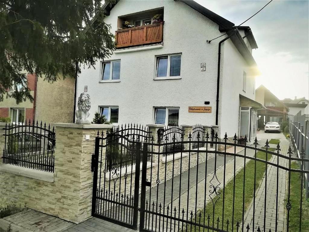 Ubytovanie U Jozefa / Strba Bagian luar foto